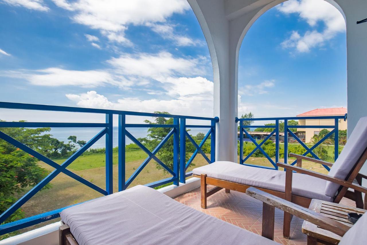 Xiao Liuqiu Mediterranean B&B Buitenkant foto